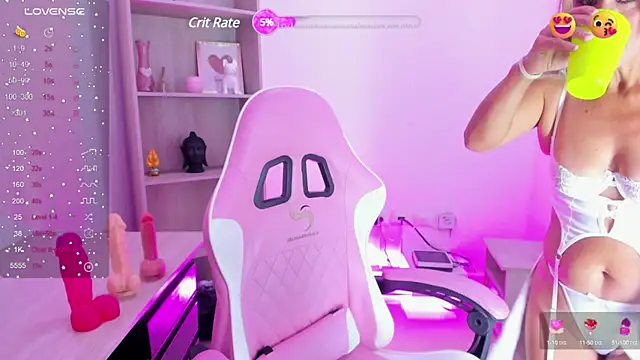 Evangeline johns online show from February 2025 08:05:02 PM