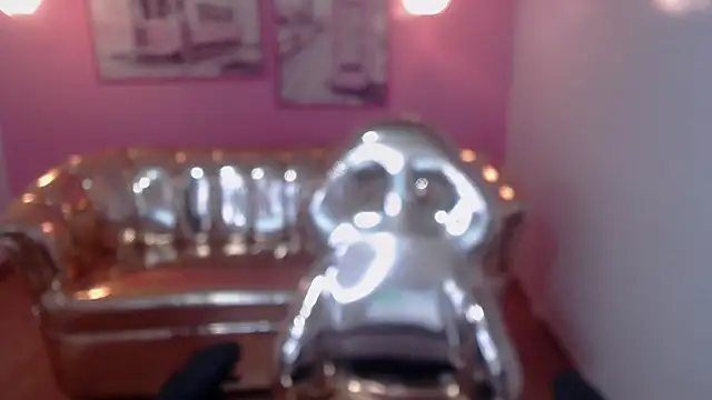 sabrina jones t online show from December 2024 10:02:01 AM