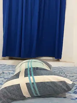 Snapshot of Chloe-antonella chatting on February 2025 12:08:02 AM Chloe-antonella online show from February 2025 12:08:02 AM