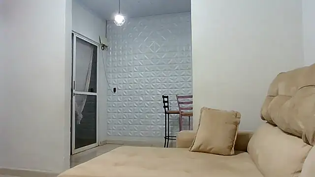 laryvaladares online show from October 2025 11:51:02 PM