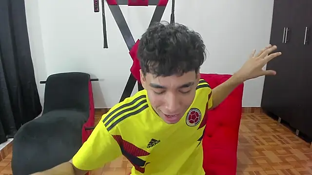 Harry LatinBoy online show from January 2025 07:31:02 PM