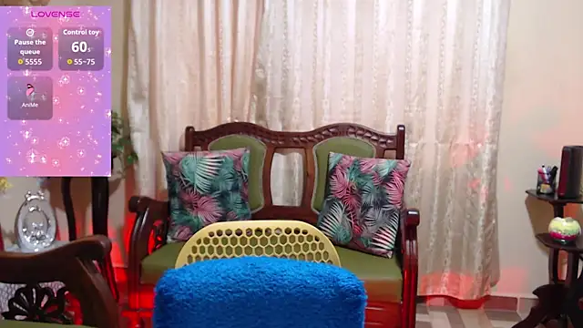 sara florez1 online show from October 2025 11:18:02 AM