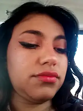 Naomy veracruz  online show from November 2025 12:27:02 PM