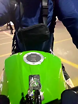 Snapshot of Fuckboy4public chatting on September 2025 02:33:01 AM Fuckboy4public online show from September 2025 02:33:01 AM