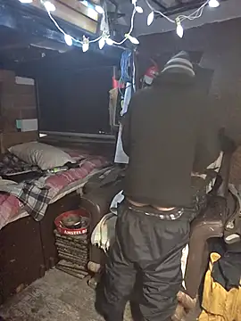 Snapshot of Fuckboy4public chatting on January 2026 02:15:01 AM Fuckboy4public online show from January 2026 02:15:01 AM