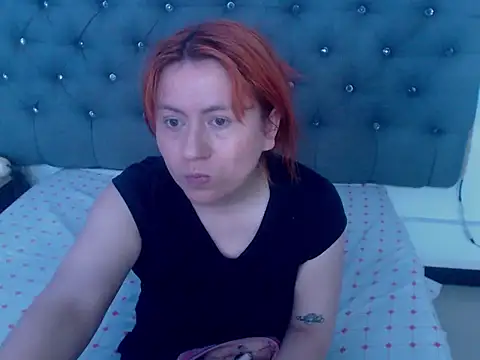 Snapshot of XxMiaSexxyHotxX chatting on September 2025 01:55:02 PM XxMiaSexxyHotxX online show from September 2025 01:55:02 PM