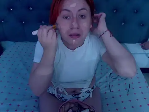 Snapshot of XxMiaSexxyHotxX chatting on September 2025 02:17:02 PM XxMiaSexxyHotxX online show from September 2025 02:17:02 PM