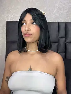 LollaByer online show from March 2025 09:03:02 PM