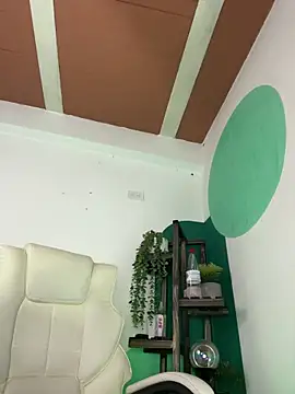 LollaByer online show from April 2026 09:04:02 PM