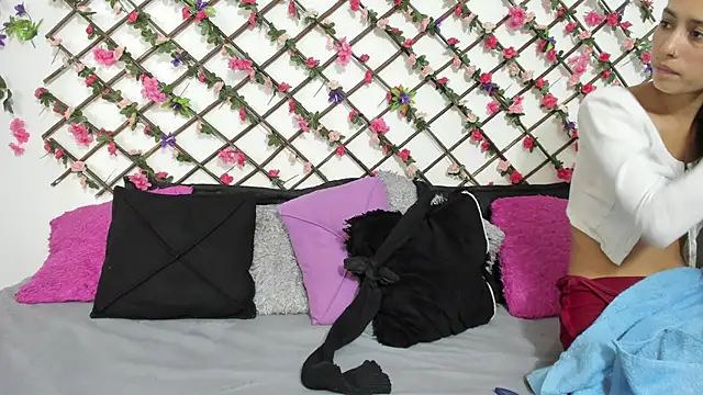 thedream girls online show from February 2025 02:37:01 PM