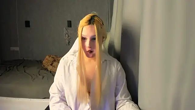 Kleo Godde online show from November 2025 06:44:01 AM