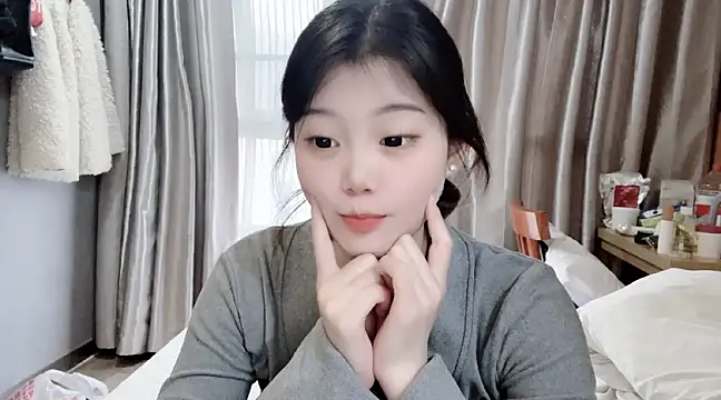 yangyang-1115 online show from February 2025 09:58:02 AM