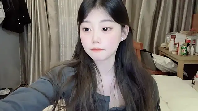 yangyang-1115 online show from February 2025 12:12:01 PM