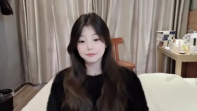 yangyang-1115 online show from February 2025 09:45:02 AM