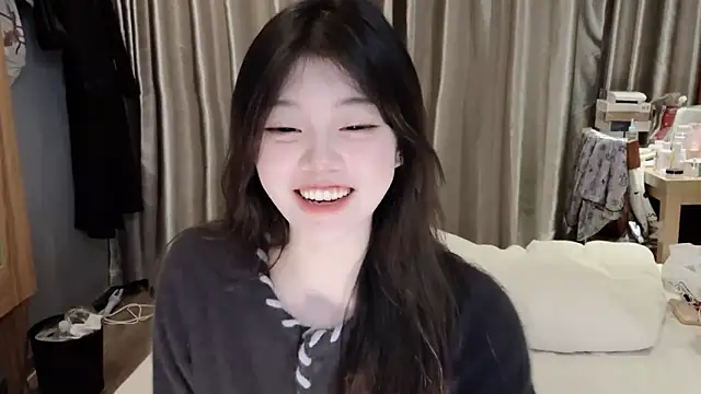 yangyang-1115 online show from March 2025 01:51:01 PM