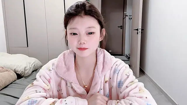 yangyang-1115 online show from October 2025 04:18:01 PM