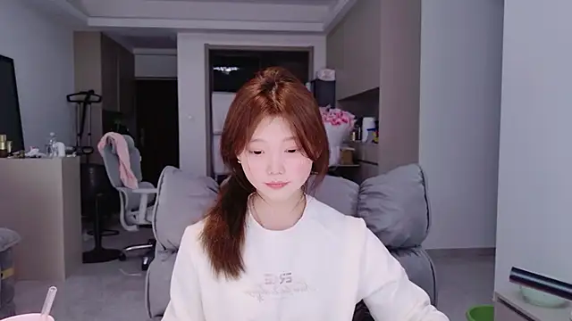 yangyang-1115 online show from February 2026 02:09:02 PM