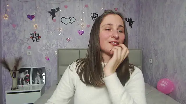 MichelLeee online show from February 2025 06:24:01 PM