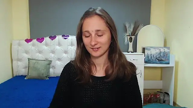 MichelLeee online show from October 2025 11:18:01 AM