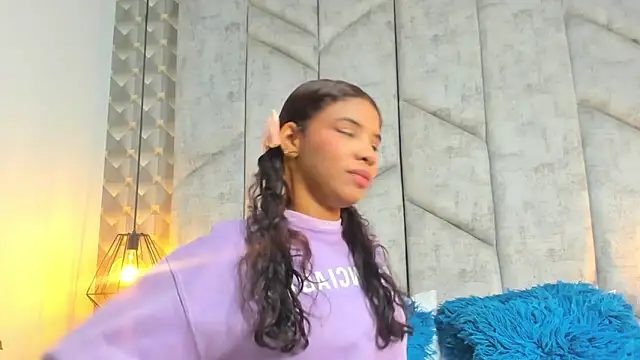 AshleyHill2 online show from February 2026 02:45:01 AM