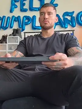 Snapshot of DimitriSullivan_ chatting on June 2026 01:59:01 PM DimitriSullivan online show from June 2026 01:59:01 PM