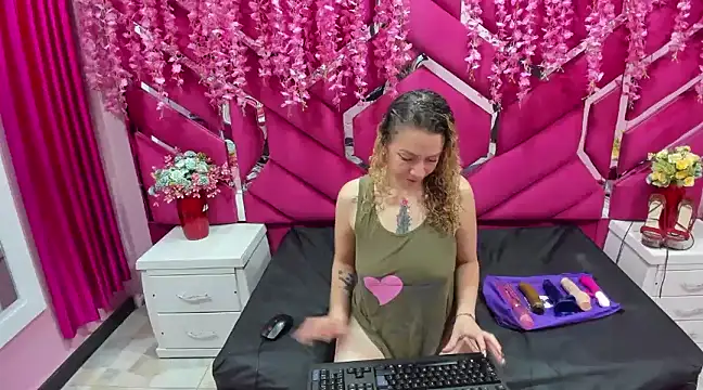 alaha evans online show from December 2024 02:59:01 AM