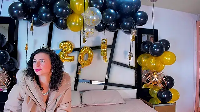 AriannaRussell  online show from March 2026 04:00:02 PM