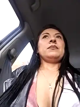 Snapshot of Ella_Rousse chatting on March 2025 11:19:01 AM Ella Rousse online show from March 2025 11:19:01 AM