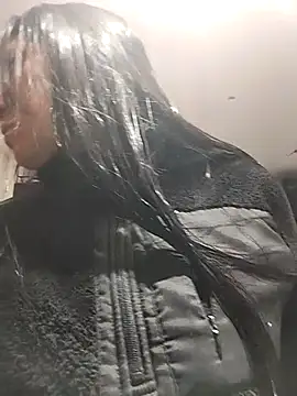 Snapshot of Ella_Rousse chatting on March 2025 10:03:02 AM Ella Rousse online show from March 2025 10:03:02 AM