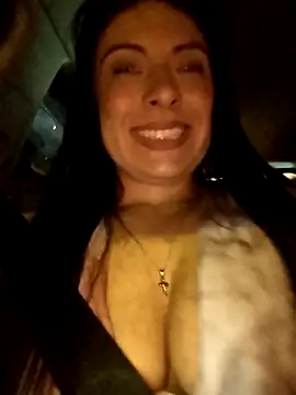 Snapshot of Ella_Rousse chatting on March 2025 10:10:02 AM Ella Rousse online show from March 2025 10:10:02 AM