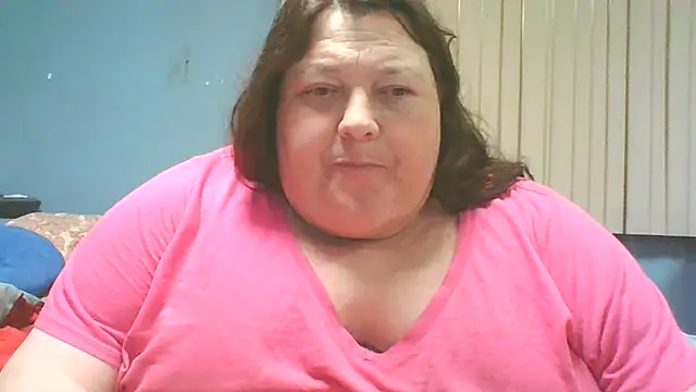 Snapshot of Honeybee2025 chatting on December 2024 12:07:02 AM Honeybee2025 online show from December 2024 12:07:02 AM