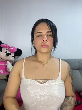 Leyna Kenet online show from December 2024 07:06:02 AM