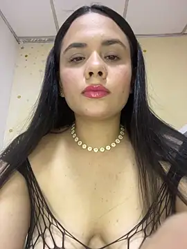 Leyna Kenet online show from May 2026 01:33:02 AM