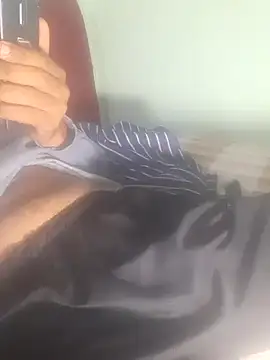 Snapshot of bandi-big-dick chatting on December 2024 03:17:01 PM bandi-big-dick online show from December 2024 03:17:01 PM