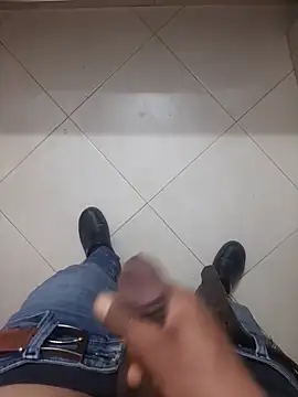 Snapshot of bandi-big-dick chatting on April 2026 10:07:02 PM bandi-big-dick online show from April 2026 10:07:02 PM