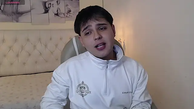 AndrewPherson online show from January 2025 03:18:01 AM