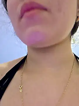 NeredaXxx online show from February 2026 08:28:01 PM