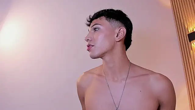 im sebaslopez online show from January 2025 11:06:02 AM