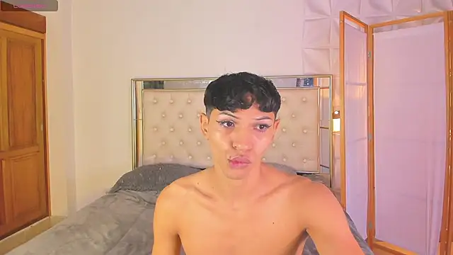 Snapshot of im_sebaslopez chatting on July 2026 11:28:02 AM im sebaslopez online show from July 2026 11:28:02 AM