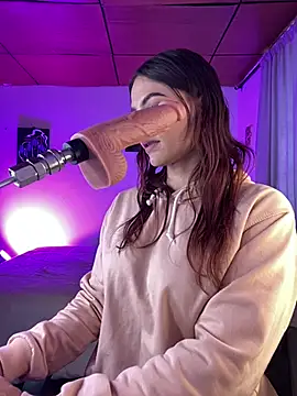 Snapshot of Valery_hilthon chatting on December 2024 09:37:01 PM Valery hilthon online show from December 2024 09:37:01 PM