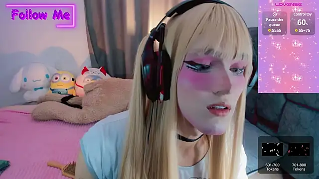 Kirmyy  online show from March 2025 10:32:01 PM