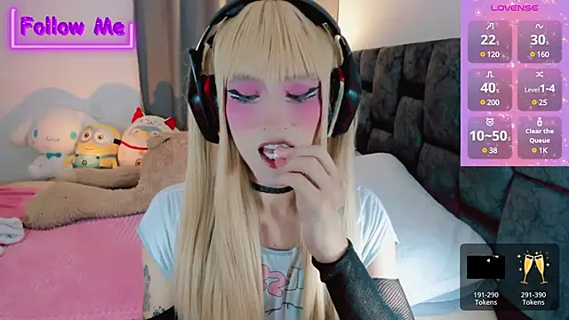 Kirmyy  online show from March 2025 10:45:02 PM