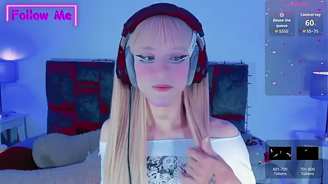 Kirmyy  online show from November 2025 08:43:02 PM