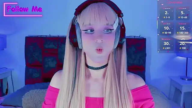 Kirmyy  online show from November 2025 10:30:02 PM