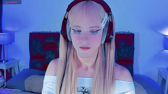 Kirmyy  online show from December 2025 09:42:02 PM