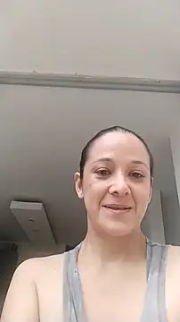 nicolle milf1978 online show from October 2025 01:01:01 PM