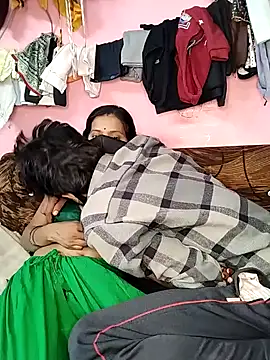 riyagupta5 online show from November 2025 04:55:01 PM