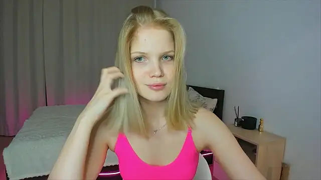 Xloe Queen online show from January 2026 07:34:01 PM