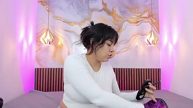 MelissaGilll online show from October 2025 07:24:02 PM