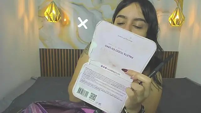 MelissaGilll online show from November 2025 07:24:02 PM